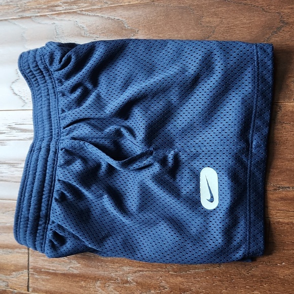 Boys Nike Dri-FIT athletic shorts - Picture 6 of 7